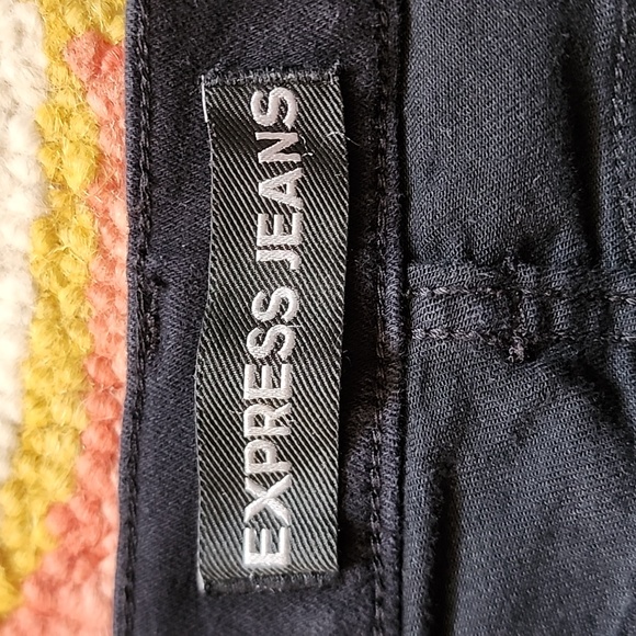 Express Mia Legging Jeans - Picture 3 of 4